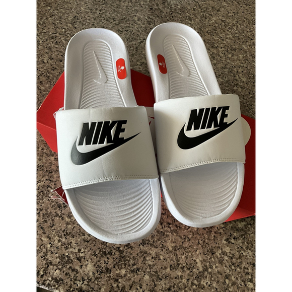 Nike Victori One Slide Sandals WHITE BLACK SWOOSH CN9675-100 SZ:14 - Picture 2 of 9